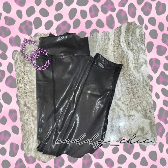 PINK Active Shiny Faux Leather Leggings Size Medium NWOT - Picture 1 of 8